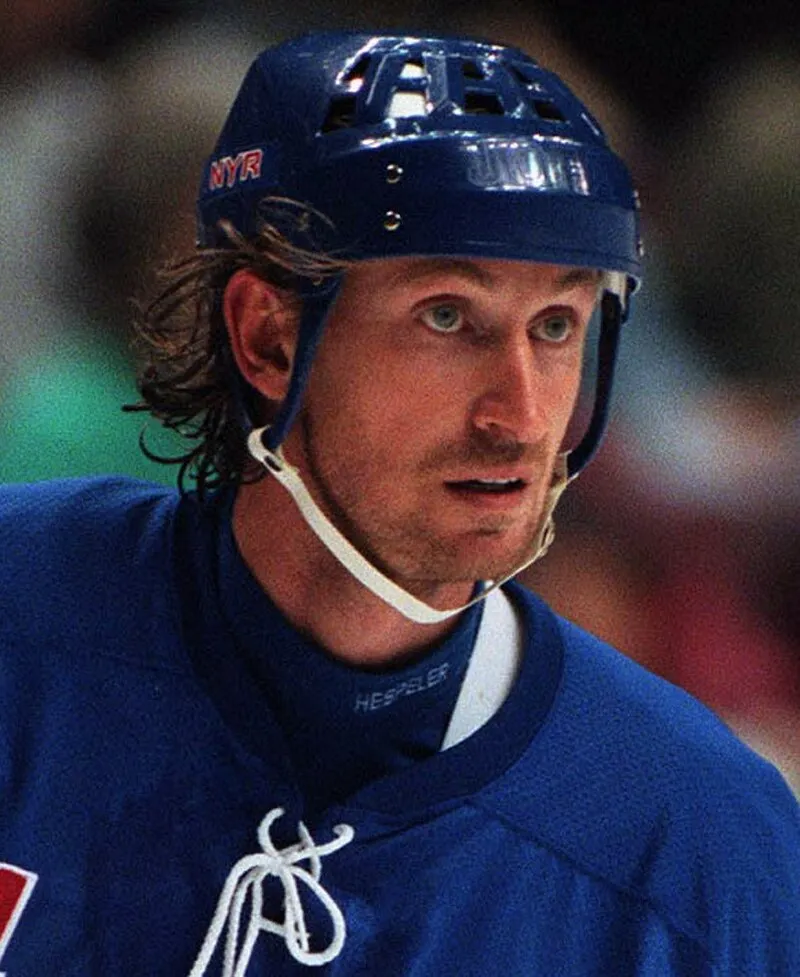 Wayne Gretzky Net Worth 2026 - The Great One's $250 Million Post-Playing Career Fortune
